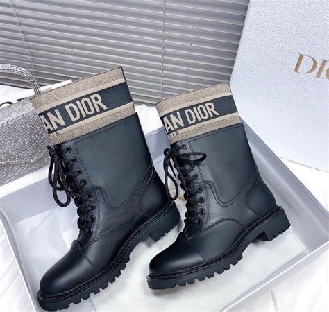 botas dior falsa